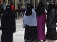 Hollanda’da burka yasağı yolda