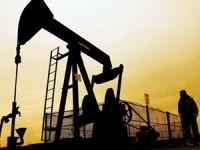 Kuveyt'te petrol işçileri greve başladı