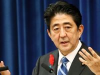 Japonya'nın yarısı Abe'ye inanmıyor